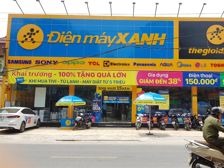 Cửa Hàng Điện Máy Xanh